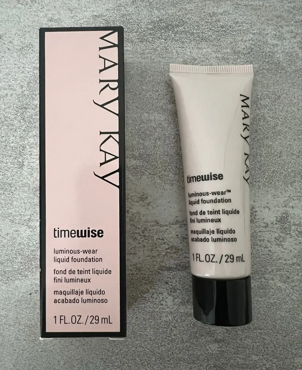 Mary Kay TimeWise Luminous Wear Liquid Foundation Ivory 2 Size 1 Fl. Oz 038697